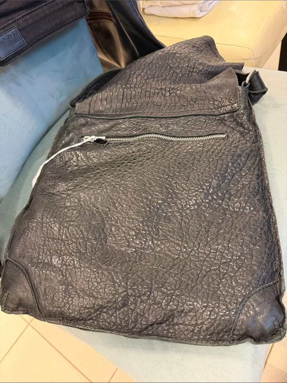 Men's Black Textured Leather Messenger Bag with Adjustable Strap